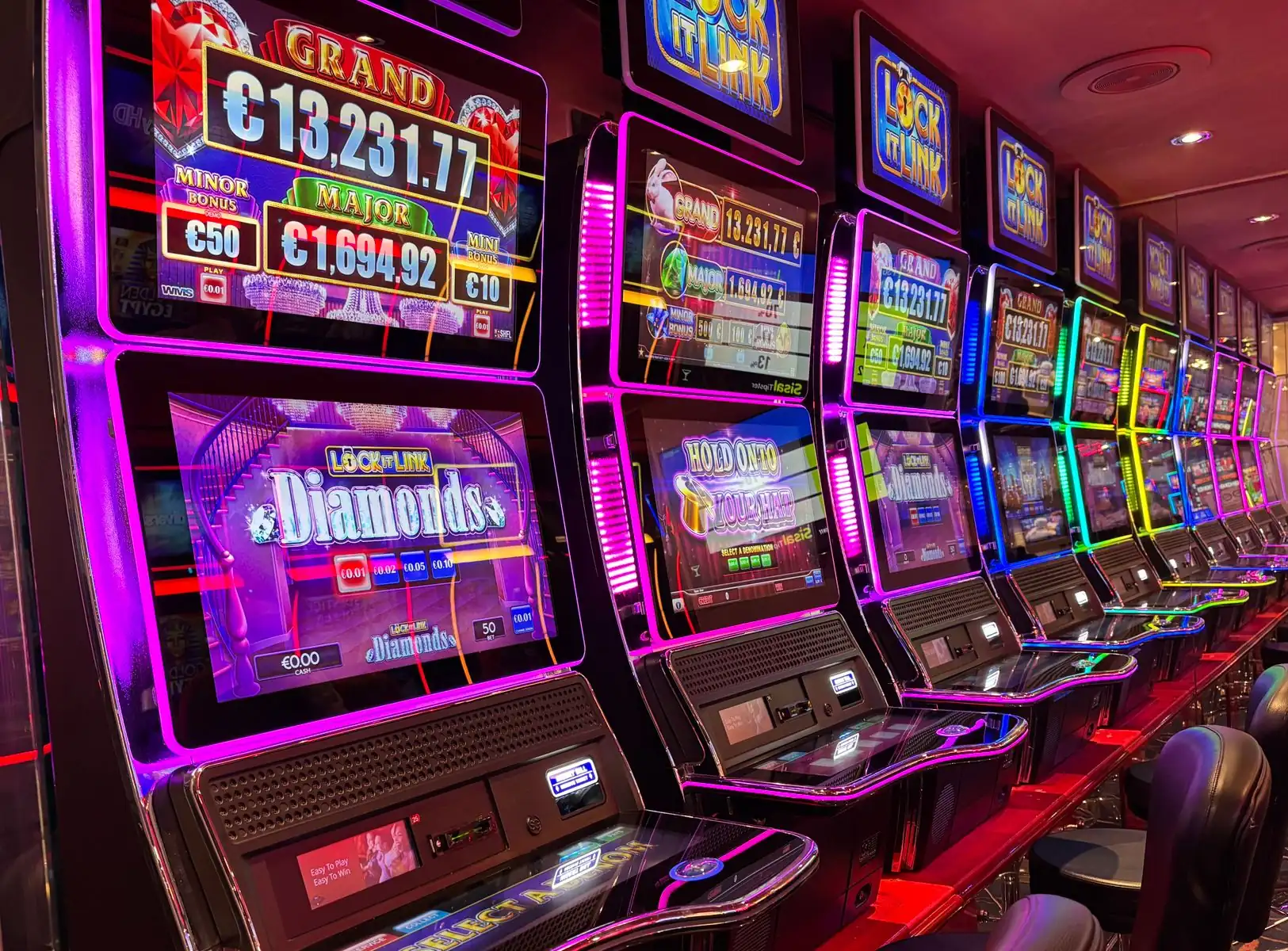 A genuine casino floor experience